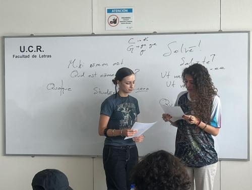 Taller de latín conversacional
