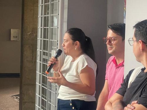Actividad “Diálogos entre Literatura y Escena. Reescrituras contemporáneas: el sujeto rural como sujeto subalterno en Ejecución de una gallina chiricana”, con el bailarín y coreógrafo Bryan Chavarría Campos, Premio Nacional de Danza Mireya Barboza 2024.
