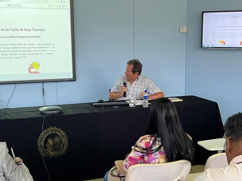 Conferencia «La originalidad de las coplas de Jorge Manrique», impartida por el Dr. Víctor de Lama de la Cruz, profesor catedrático de la Universidad Complutense de Madrid, celebrada el lunes 12 de mayo, 2025.
