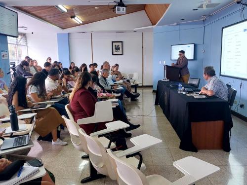Conferencia «La originalidad de las coplas de Jorge Manrique», impartida por el Dr. Víctor de Lama de la Cruz, profesor catedrático de la Universidad Complutense de Madrid, celebrada el lunes 12 de mayo, 2025.